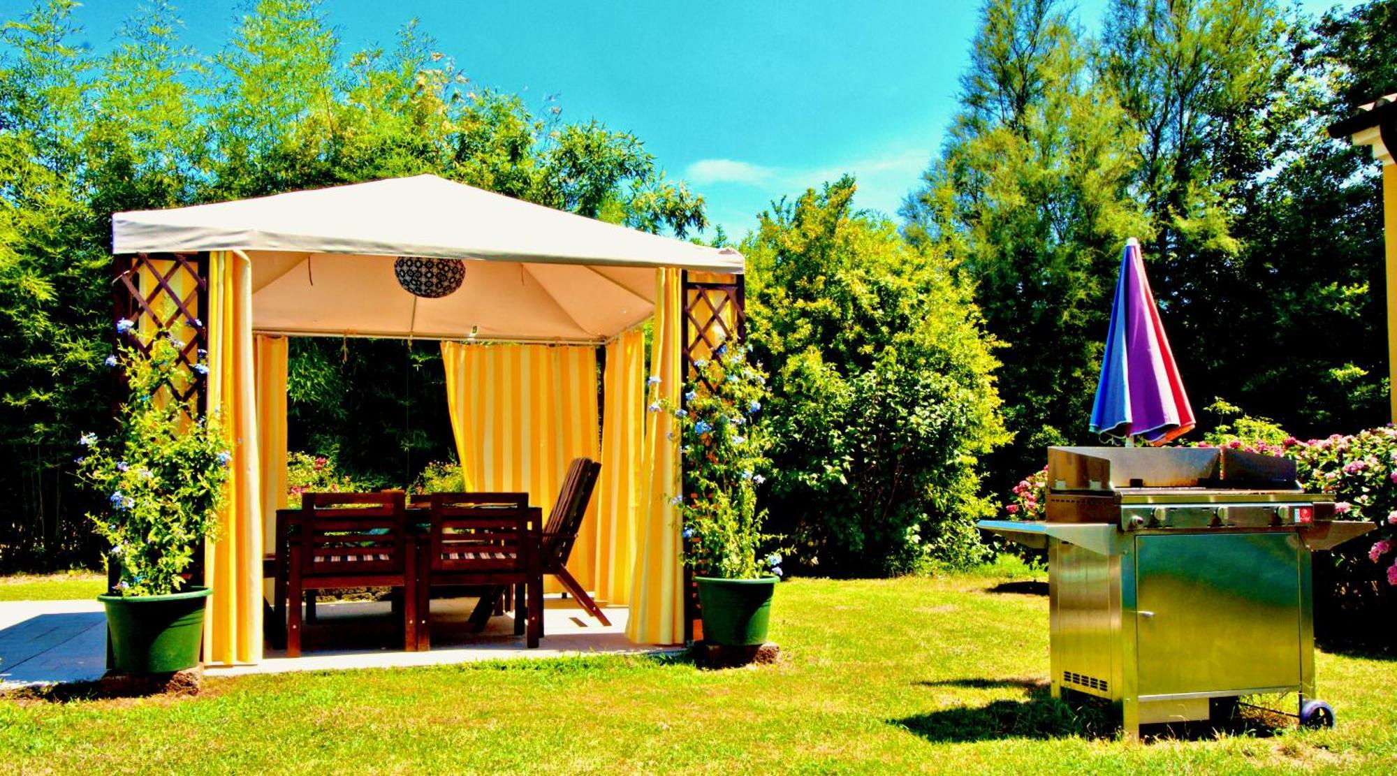 Ca' Leone - Regina Vittoria - Apartment With Pool Мира Екстериор снимка